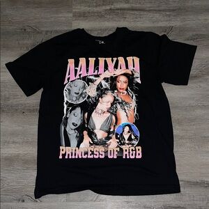 Aaliyah Graphic Tee